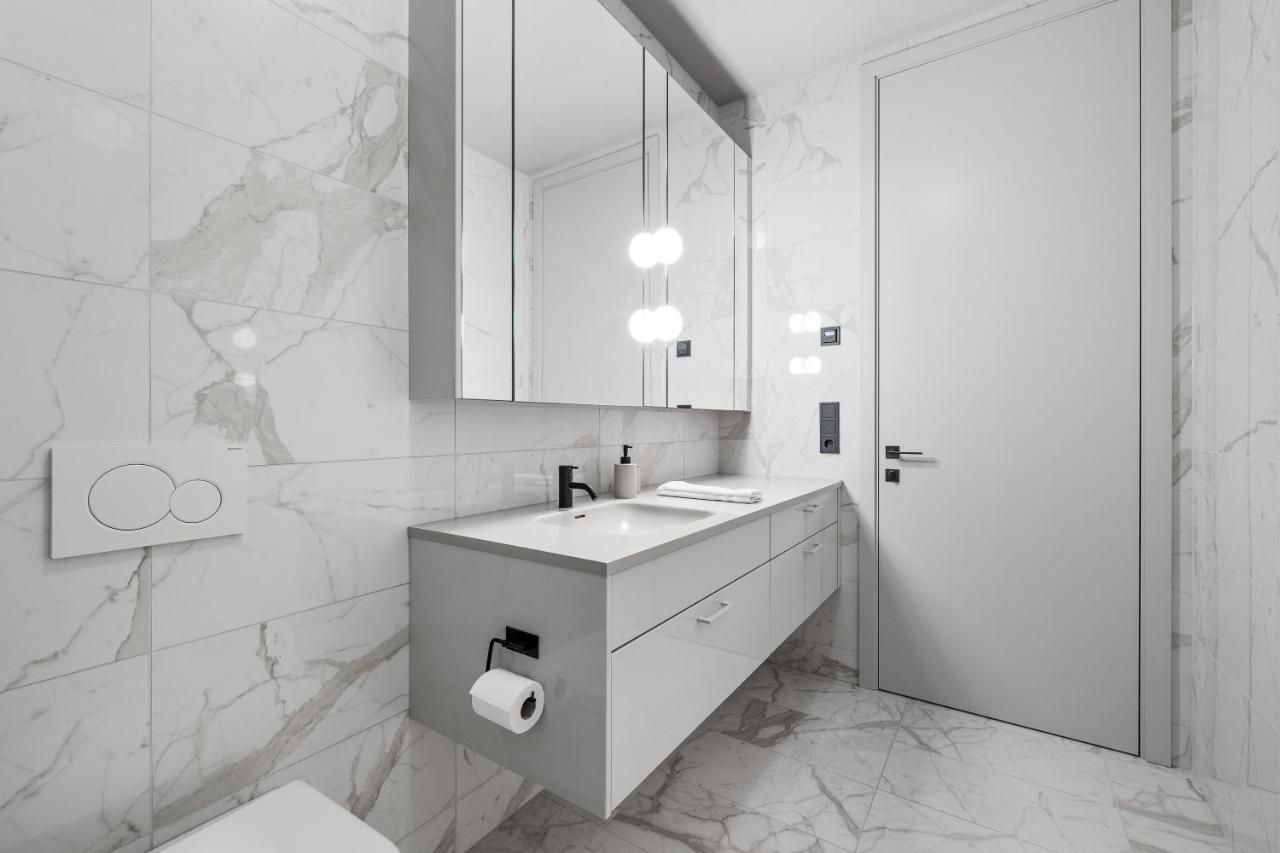 Harbour Lux 3Br & 2Ba In The Heart Of The City With Free Parking Рейкьявик Экстерьер фото