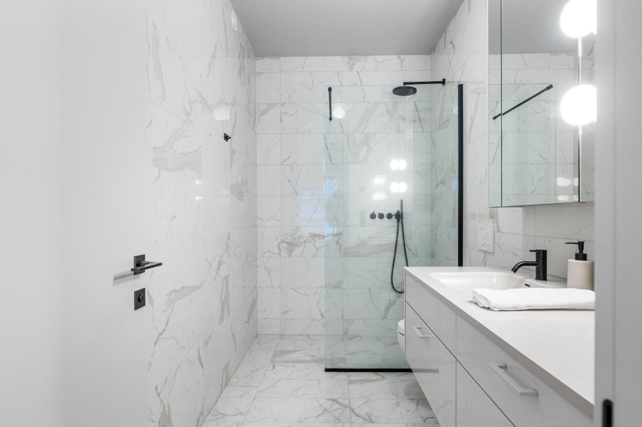Harbour Lux 3Br & 2Ba In The Heart Of The City With Free Parking Рейкьявик Экстерьер фото